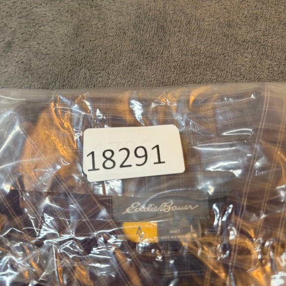 Eddie Bauer Mens Large Purple Plaid Relaxed Fit Long Sleeve Button Down Shirt - Picture 11 of 11